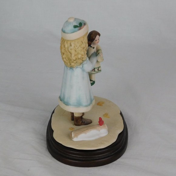 Jan Hagara Signature Collection Heirloom Tradition Holly 1984 H3026 Box Included - Picture 4 of 12